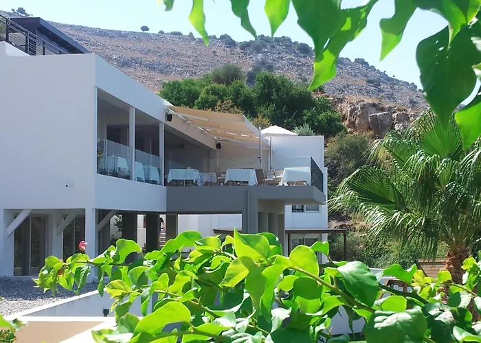 Lindos Mare, Seaside