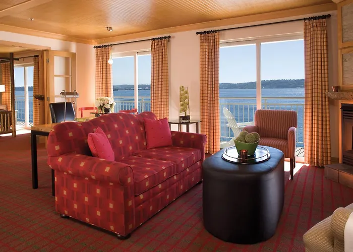 The Edgewater, A Noble House Hotel