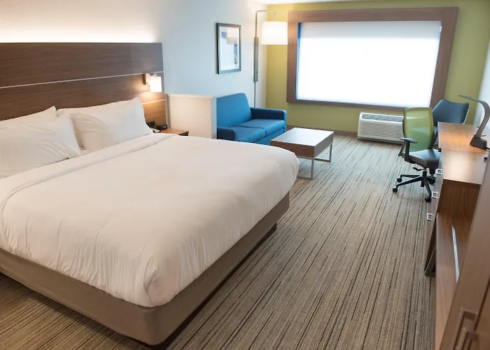 Holiday Inn Express & Suites East Lansing By Ihg