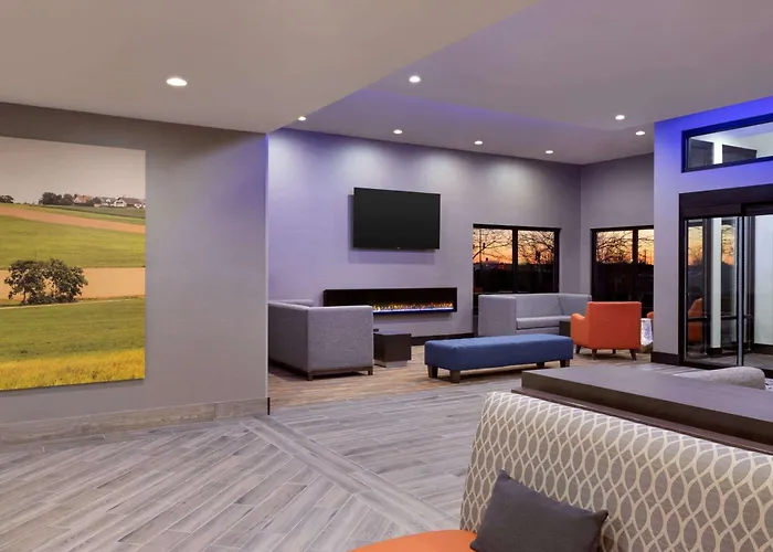 La Quinta Inn & Suites By Wyndham St Louis Route 66