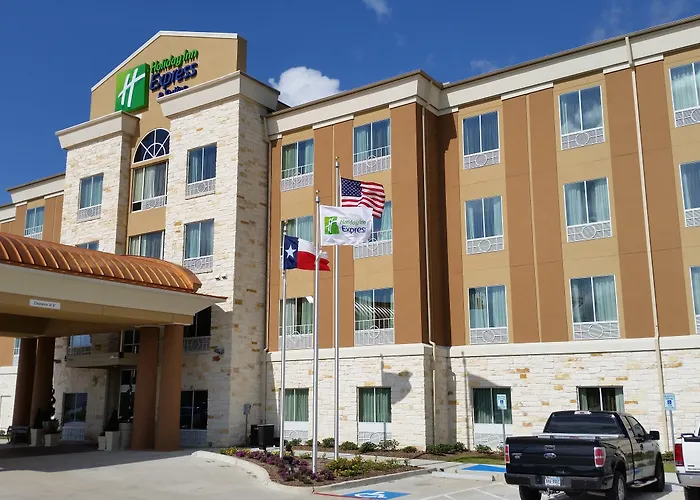 Holiday Inn Express & Suites Houston East - By Ihg