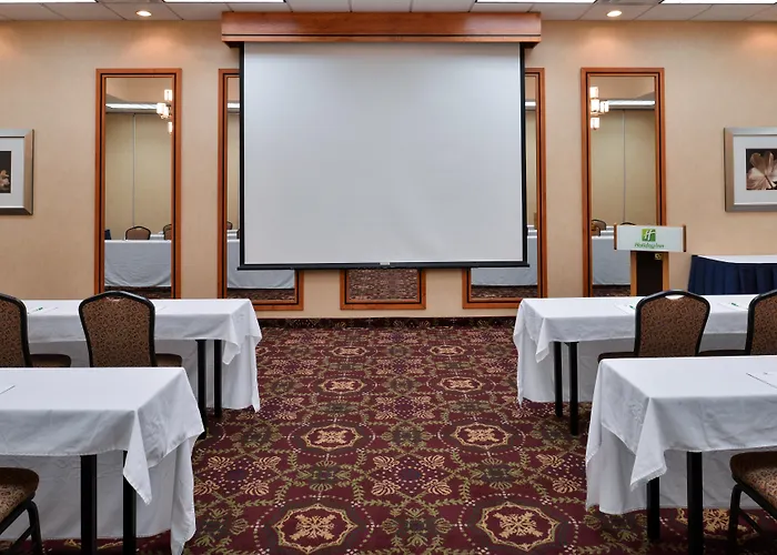 Holiday Inn Martinsburg By Ihg