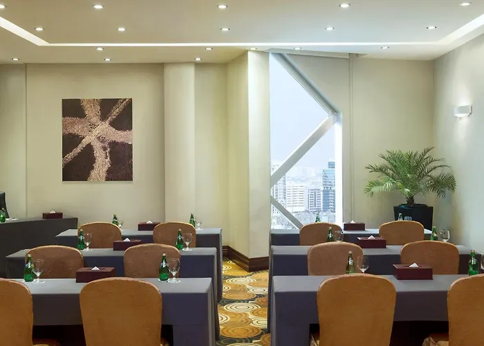 City Seasons Towers Hotel Bur Dubai