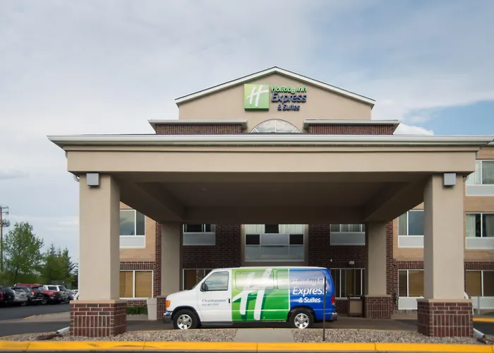 Holiday Inn Express & Suites By Ihg