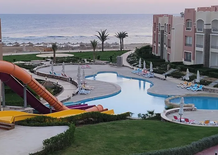 Oyster Bay Beach Resort - Luxury Serviced Condo Marsa Alam