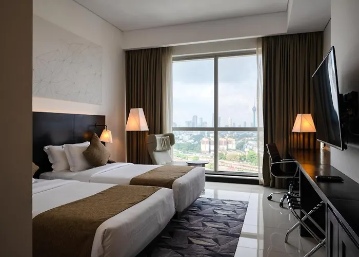 Orion City Hotel