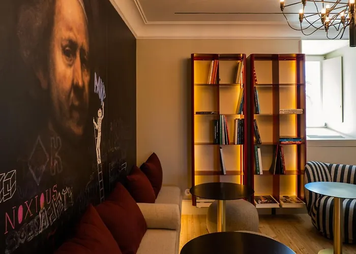 Artsy Cascais Hotel