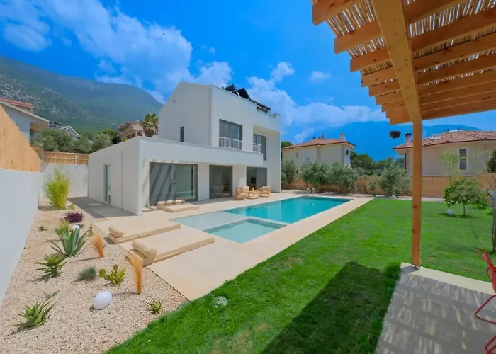 Villa Neo With 2 Private Pools, Bbq, Jacuzzi And Sauna