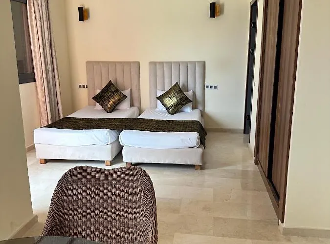 Villa Avec Pool Prive Avenue Mohamed 6 Zone Touristique Agdal