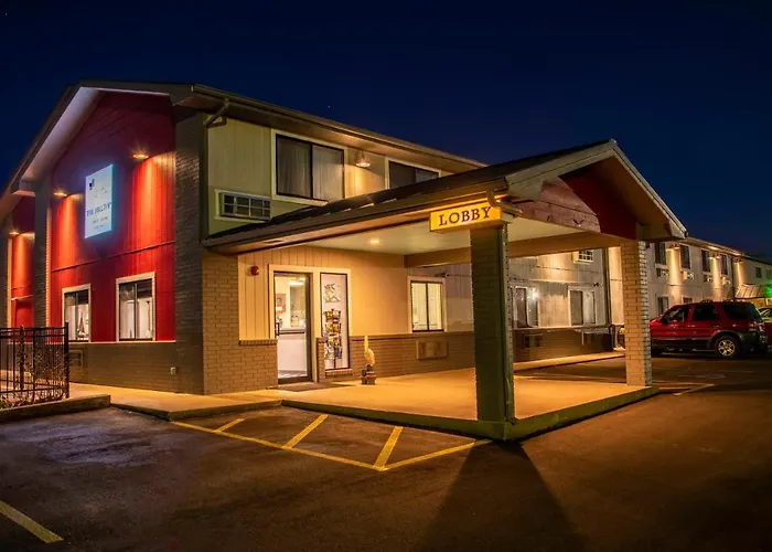 Hilltop Inn & Suites