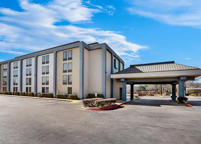 Quality Inn & Suites North Little Rock
