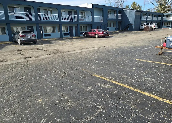 Richmond Inn And Suites