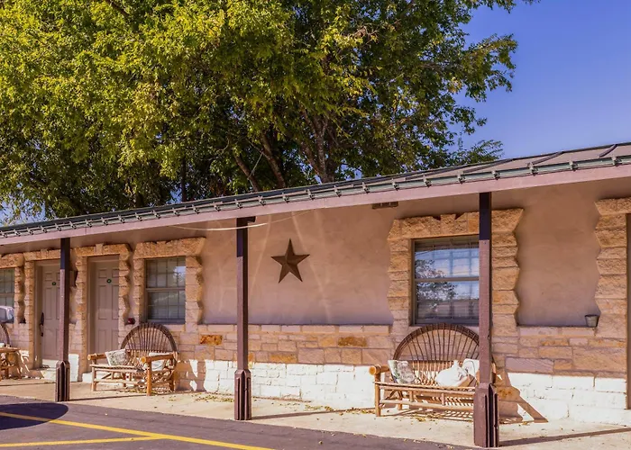 Country Motel