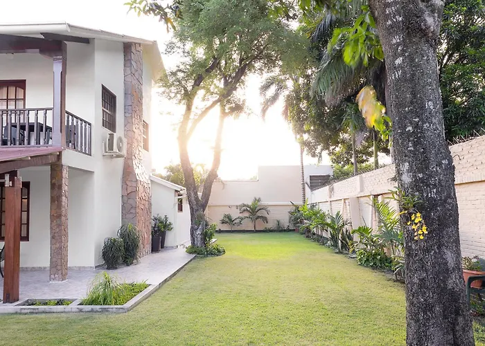 Hotel By Armonía Santa Cruz