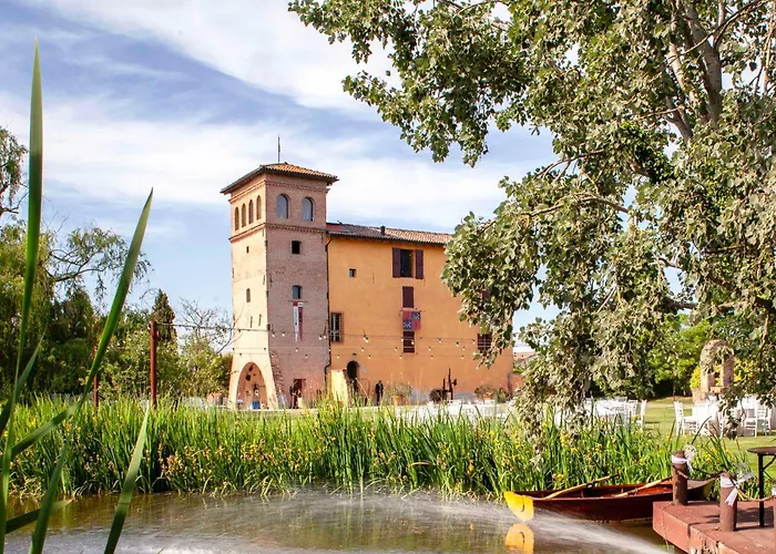 Palazzo delle Biscie - Old Tower&Village