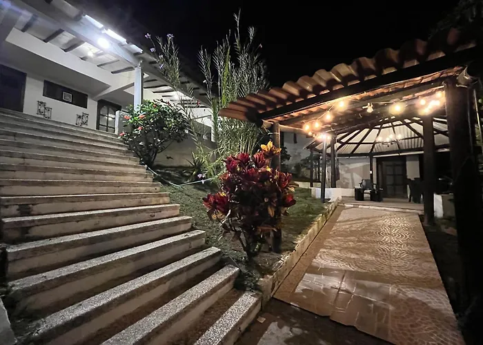 Palmeras del Mirador - Hotel Boutique Campestre en La Vega a 1h de Bogotá