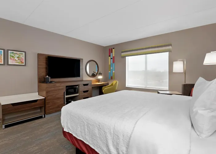 Hampton Inn By Hilton Cornwall