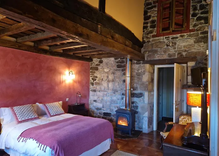 Hotel la Casona de Barrio, Alto Campoo