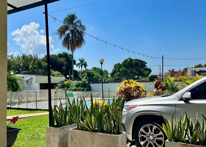 Hotel Tacaloa Inn Experience