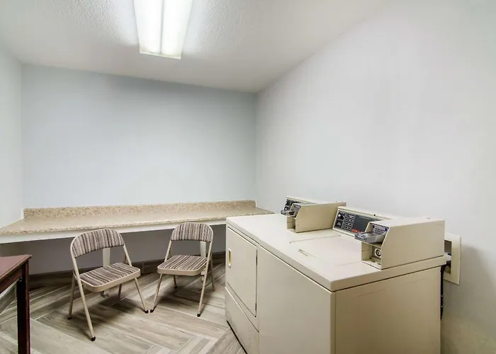 Quality Inn Near University Of Mobile