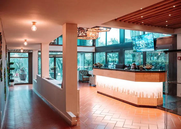 Hotel Villa Cesi