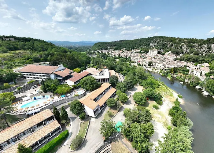 Domaine Lou Capitelle&Spa Vogue
