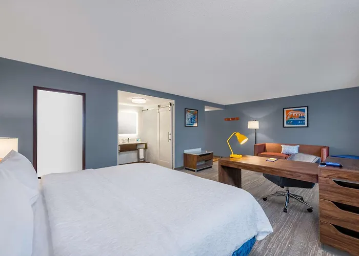 Hampton Inn & Suites Hopkinsville