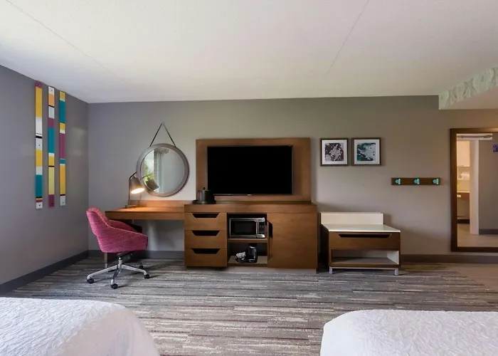 Hampton Inn & Suites Herndon-Reston