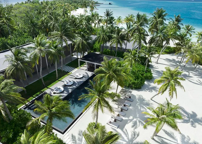 The Ritz-Carlton Maldives, Fari Islands
