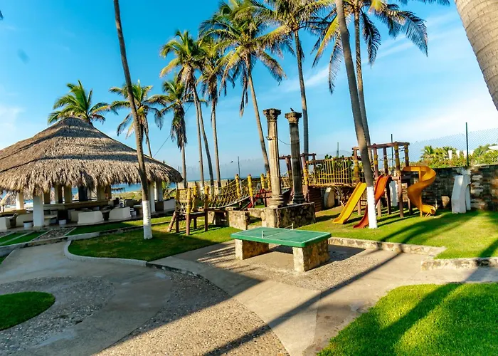 Mar Paraiso Queen