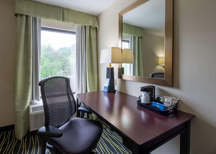 Hampton Inn I-26/Harbison Blvd
