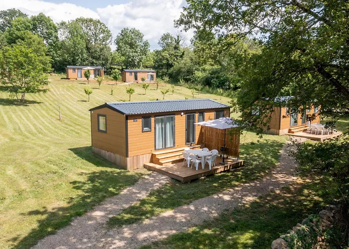 Les Chalets de Thegra proche de Rocamadour et Padirac