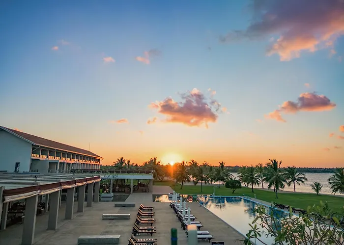 Amaya Beach Passikudah