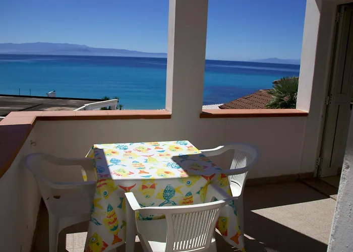 Quattro Scogli Villaggio Hotel
