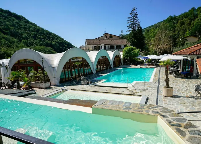 Hotel Lago Bin