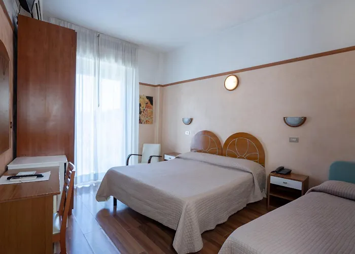 Hotel Britannia Rimini Marina centro