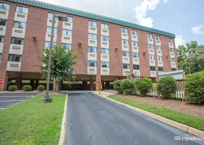 Country Inn & Suites By Radisson, Williamsburg East Busch Gardens , Va