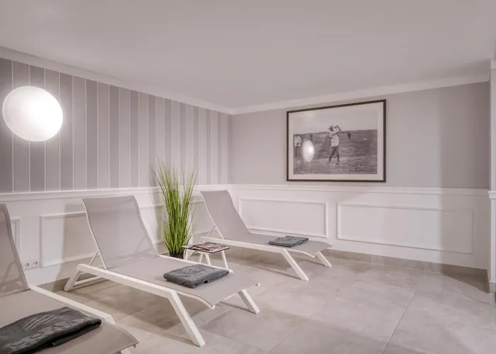 Strandgruen Golf- & Spa Resort