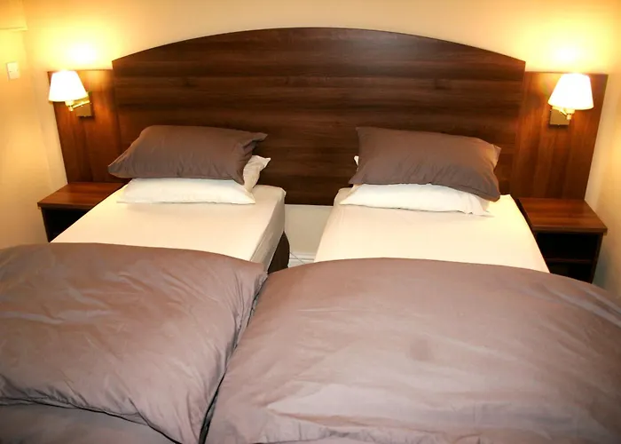 The Railway Tavern Hotel