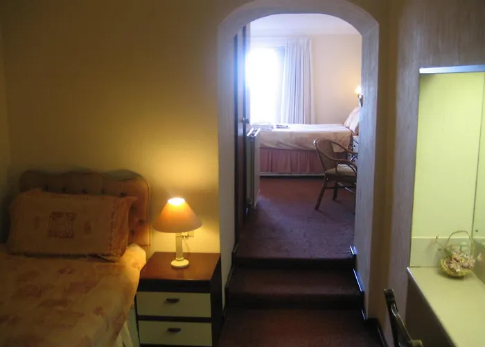 Priory Lodge Hotel