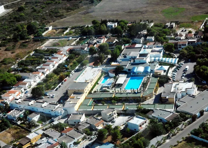 Racar Hotel