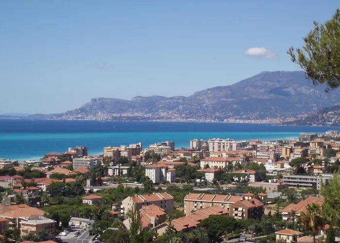 Villa Gaia - Luxury Villa, Pool & Wellness Rooms