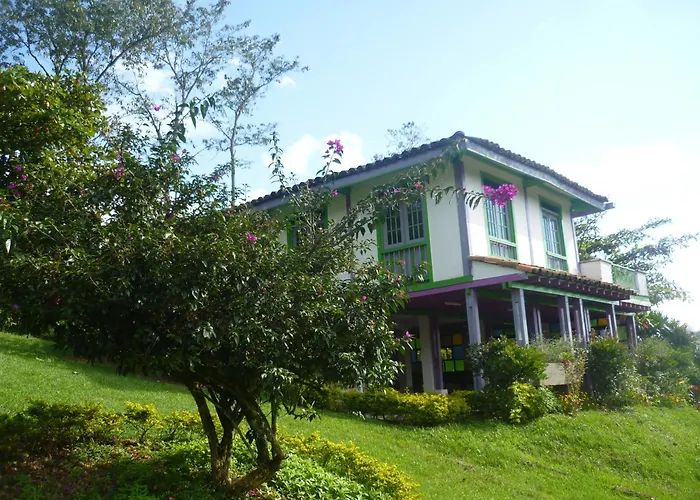 Hotel Campestre La Tata
