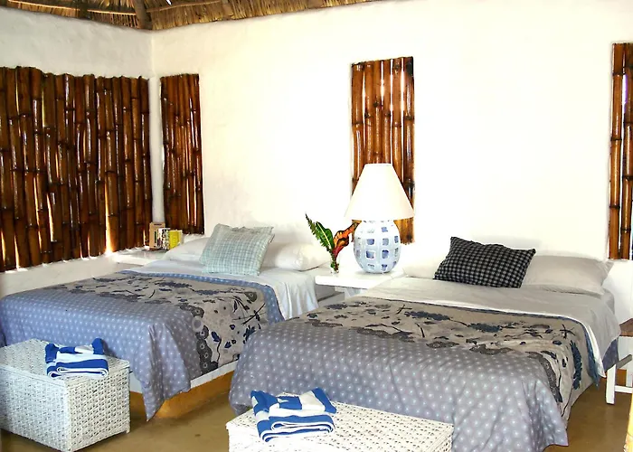 Junto Al Rio Bungalows & Suites