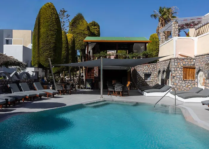 Polydefkis Hotel