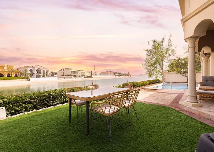 Beachfront Dubai Villa For 10 Guests With Full Kitchen & View
