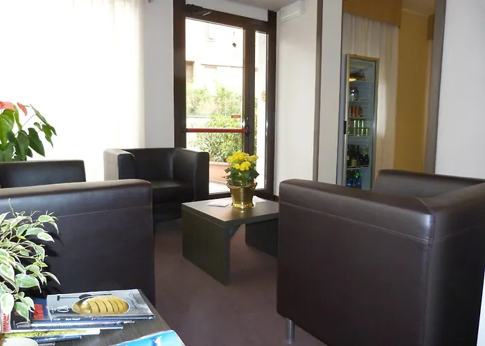 Hotel Eden