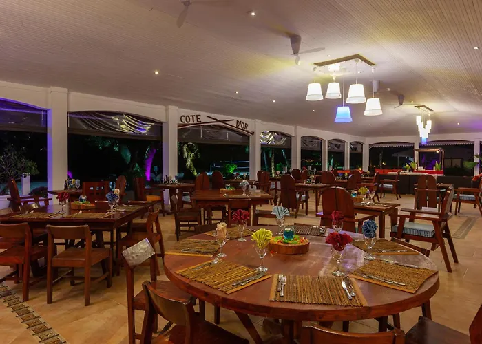 Hotel Cote D'Or Lodge Anse Volbert Village