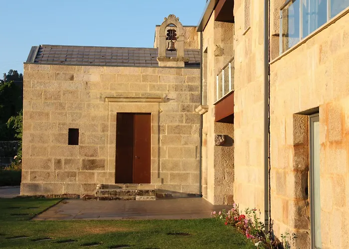 Paço da Torre de Figueiredo das Donas