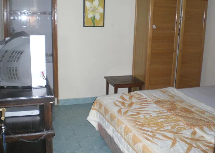 Adus Beach Inn Legian 